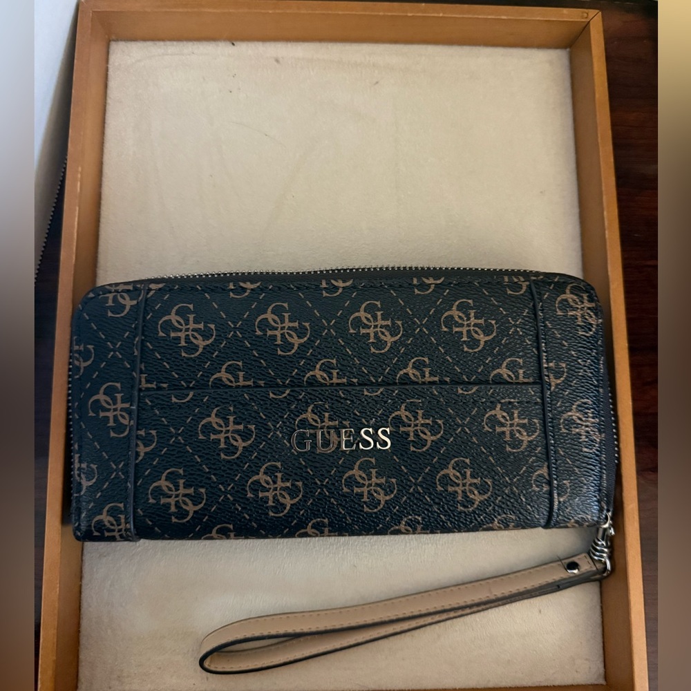 Guess Black and Brown Logo Wallet